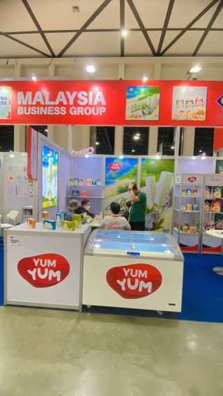 อาปาเช่ เดลี่คูล จำกัด | ผลงาน เช่าตู้แช่, เช่าตู้แช่ออกบูธ, เช่าตู้แช่เค้ก, เช่าตู้แช่แข็ง, เช่าตู้แช่ออกอีเวนท์