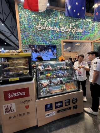 อาปาเช่ เดลี่คูล จำกัด | ผลงาน เช่าตู้แช่, เช่าตู้แช่ออกบูธ, เช่าตู้แช่เค้ก, เช่าตู้แช่แข็ง, เช่าตู้แช่ออกอีเวนท์